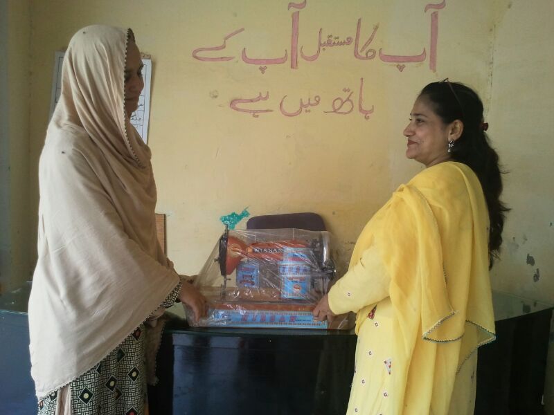 Diploma and machinery distribution 11