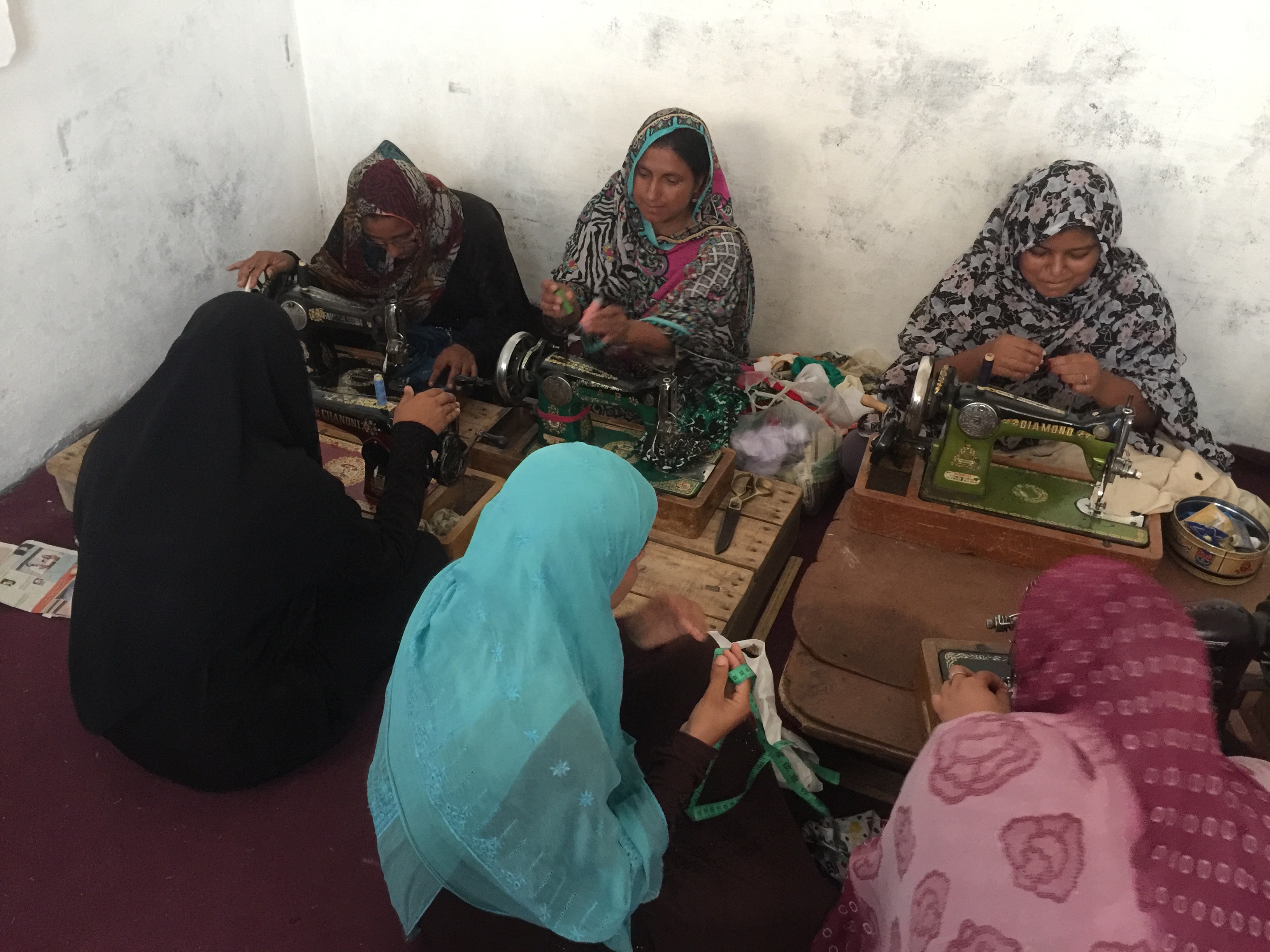 Diploma and machinery distribution 12